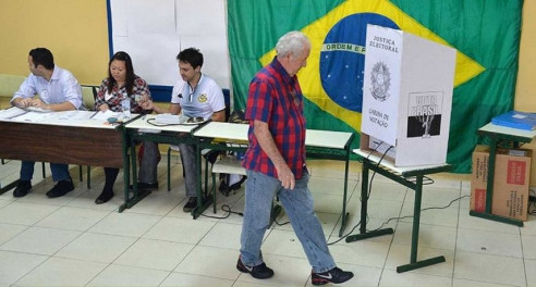 Brasileños participan este domingo en segunda vuelta para elegir alcaldes de 57 ciudades Latinoamérica