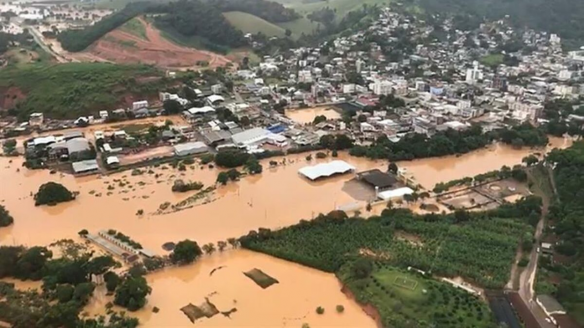 Minas Gerais bajo las aguas: Defensa Civil reporta 24 muertes por fuertes lluvias Latinoamérica