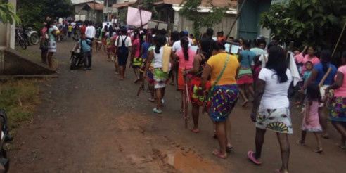 ONU denuncia miles de indígenas desplazados en Colombia debido a la violencia Colombia