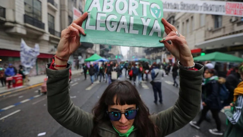 Argentina está un paso más cerca de la legalización del aborto Género