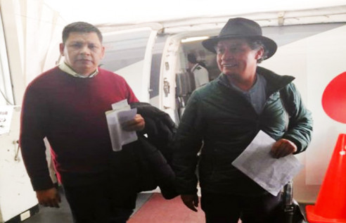 Dictadura de Áñez cede a la presión: Exministros detenidos ilegalmente parten de Bolivia a México Bolivia