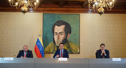Pacientes venezolanos serán atendidos por Cuba y Turquía Venezuela