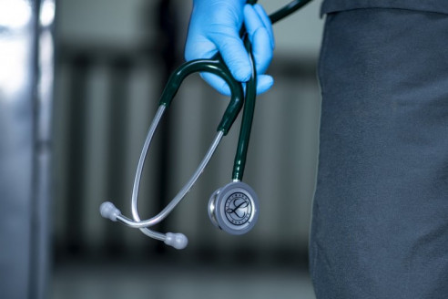 Colombia: Renuncia personal sanitario por falta de insumos para atender casos de COVID-19 Latinoamérica