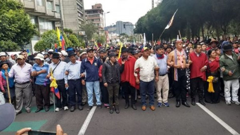 Lenín Moreno asegura que “hay gente de las FARC” en protestas de Ecuador Latinoamérica