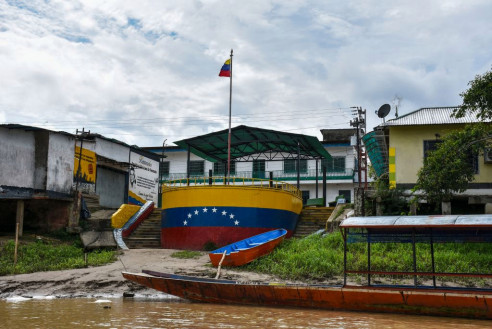 Frontera de Venezuela con Colombia: Entre el ataque de grupos irregulares y la nueva cepa india del Covid-19 Portada
