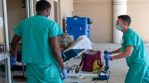Se disparan muertes en Brasil por Covid-19: Récord de 407 decesos en 24 horas Brasil