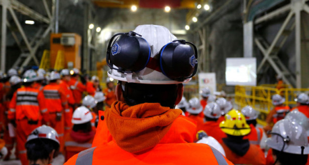 Activado protocolo de bioseguridad en Codelco ante posible contagio de variante Delta: 50 trabajadores iniciaron cuarentena Chile
