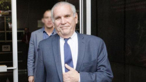 Comparece ante Fiscalía de Ecuador exconsejero de Lenín Moreno por caso de corrupción Latinoamérica