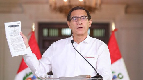 Perú: Vizcarra denuncia conspiración en su contra y reitera que no renunciará a la presidencia Perú