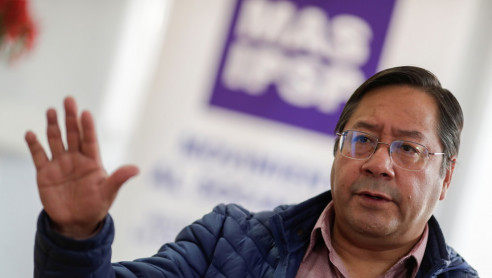 Bolivia: Luis Arce potenciará el Bono Contra el Hambre y el cobro de impuestos a grandes fortunas Latinoamérica