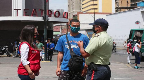 Venezuela llega a los 10 mil casos de COVID-19 y radicaliza medidas en la capital Latinoamérica