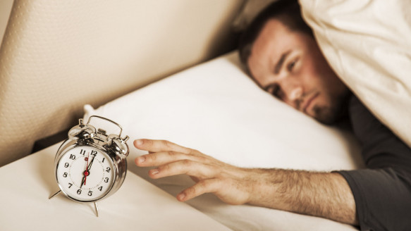 No querer levantarse de la cama en las mañanas ¿es pereza o señal de algo más? Salud