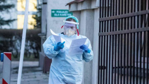 Argentina alcanza nuevo pico diario de contagios con 2.979 casos y 62 decesos Latinoamérica
