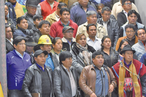 Pueblo boliviano sale a las calles de La Paz a defender su voto a favor de Evo Morales Latinoamérica