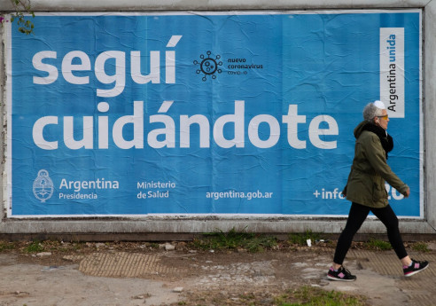 Hasta el 16 de agosto: Argentina prohíbe reuniones sociales por aumento de casos de Covid-19 Latinoamérica