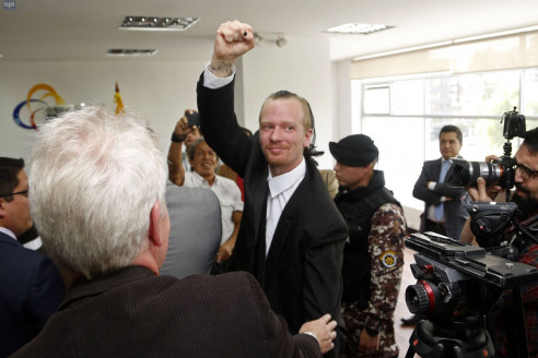 Ola Bini, el amigo de Julian Assange detenido en Ecuador que denuncia 