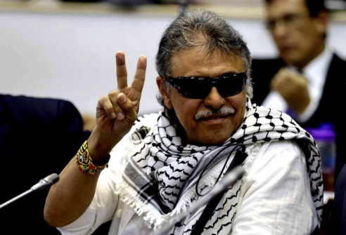 Santrich explica retorno de las FARC a las armas: No esperaremos que nos sigan asesinando Reportajes & Investigación