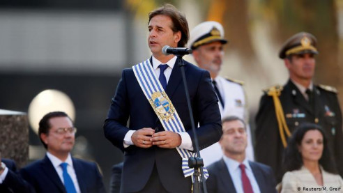 Lacalle Pou asumió presidencia de Uruguay con propuesta de ley para girar a la derecha Latinoamérica