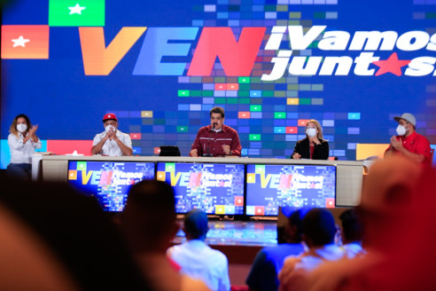 Maduro dice que dejará la presidencia si la oposición gana las parlamentarias Latinoamérica