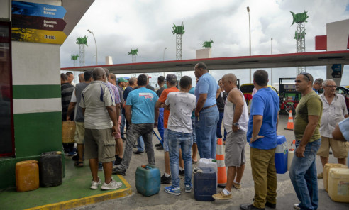 Escasez de energía golpea nuevamente la cotidianidad de los cubanos Cuba