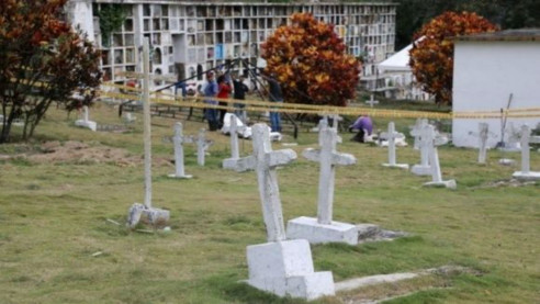 Exhuman 10 cadáveres de falsos positivos en Colombia Colombia
