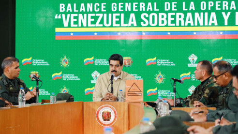 Maduro extiende la 