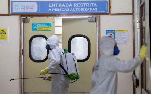Brasil cambia nuevamente versión sobre primer caso de coronavirus en el país Latinoamérica