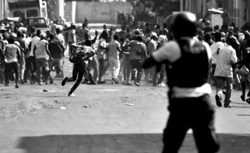 Represión brutal en Haití: isleños mantienen lucha para destituir al presidente Moïse Reportajes & Investigación