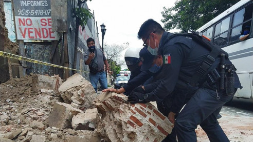 México: sismo de magnitud 7,5 deja ya 4 muertos y genera alerta de tsunami en Centroamérica México