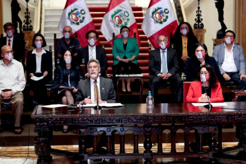 Perú descarta retorno a cuarentena para fiestas de fin de año Latinoamérica