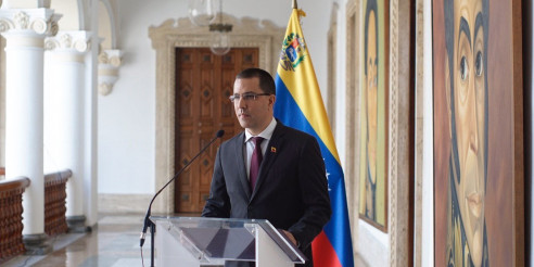 Venezuela califica de miserables e infundadas las nuevas acusaciones de EE. UU. contra sus instituciones Latinoamérica