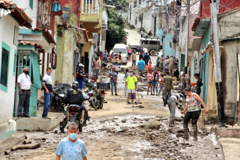 Tragedia: 15 muertos por intensas lluvias, inundaciones y desbordamientos de ríos en Mérida Venezuela