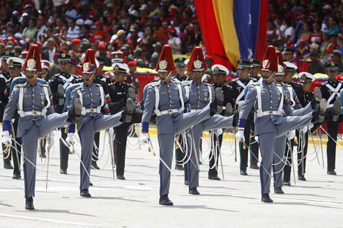 Venezuela rechaza declaraciones insultantes de John Bolton contra la FANB Latinoamérica