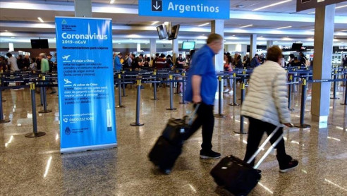 Argentina reduce vuelos internacionales para contener más contagios y evitar nuevas cepas Argentina