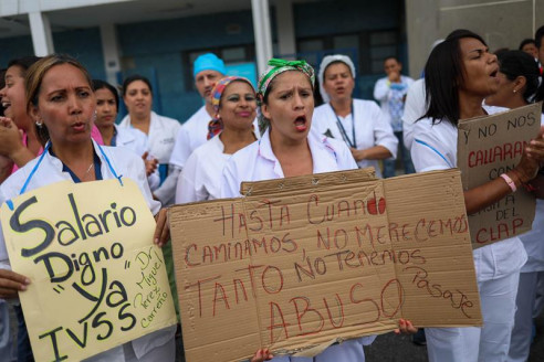 Trabajadores del sector salud de varios países de Suramérica protestan por condiciones laborales Actualidad