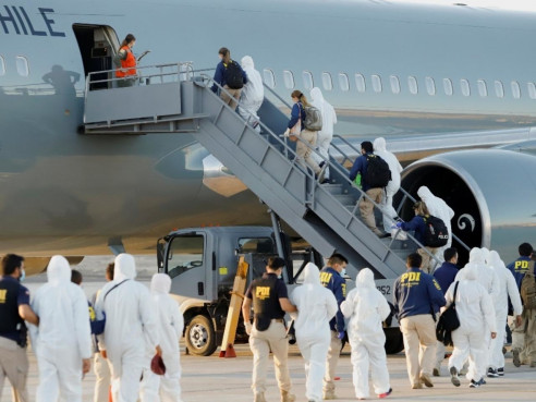 HRW insta al Gobierno de Piñera a “poner fin a las deportaciones sumarias de venezolanos” Actualidad