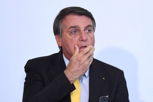 Senado de Brasil aprobó informe final en el que acusa a Bolsonaro de