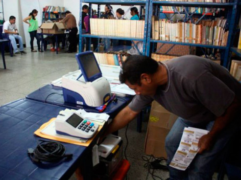 Avanza con total normalidad proceso electoral en Venezuela Latinoamérica