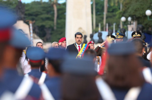 Maduro llama a las Fuerzas Armadas a responder “de manera fuerte y contundente” a Duque Venezuela