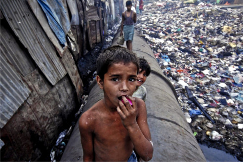 Más de la mitad de los niños y adolescentes en Argentina son pobres Latinoamérica