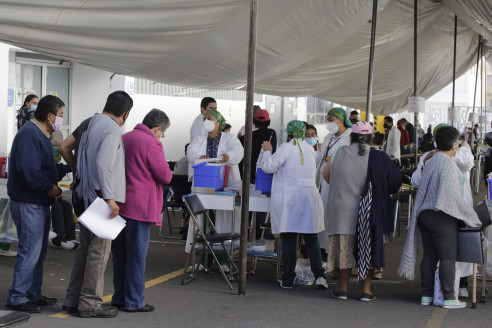 En sector salud y educativo se aplicará dosis de refuerzo contra covid-19: AMLO México
