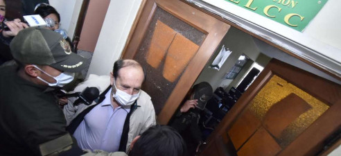 Destituido y arrestado ministro de Salud de Jeanine Áñez por corrupción Latinoamérica