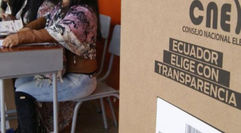 Ecuador: presidenta del CNE rechaza rotundamente denuncia de fraude Latinoamérica