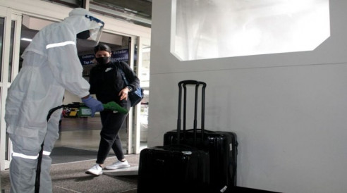 Venezuela: Equipo epidemiológico mantiene detección del COVID-19 en el aeropuerto internacional Simón Bolívar de Maiquetía Latinoamérica