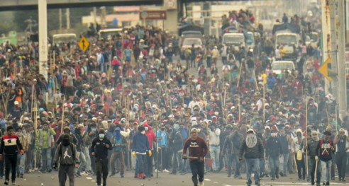 Eliminación de subsidios a los combustibles: La mecha que prendió el fuego en Ecuador Latinoamérica