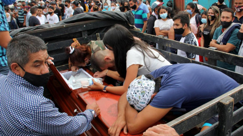 Colombia anuncia detención de presuntos responsables de una de las masacres Actualidad