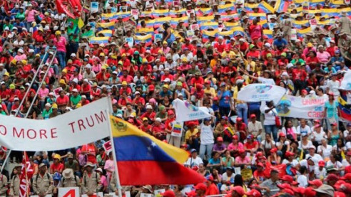 Trabajadores del mundo marcharon en Caracas para condenar bloqueo criminal contra Venezuela Latinoamérica