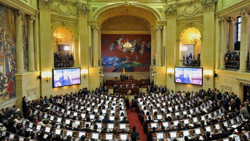 Gobierno de Colombia introduce en Congreso polémica reforma tributaria Actualidad