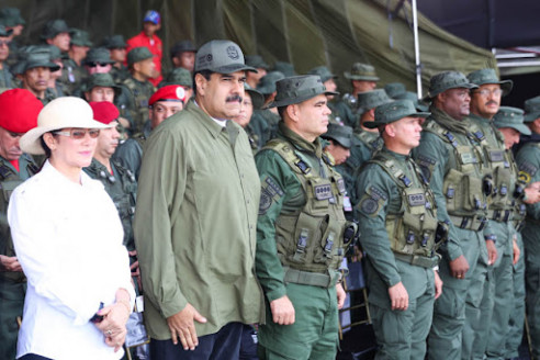 Maduro celebra 16 aniversario del CEOFANB Venezuela
