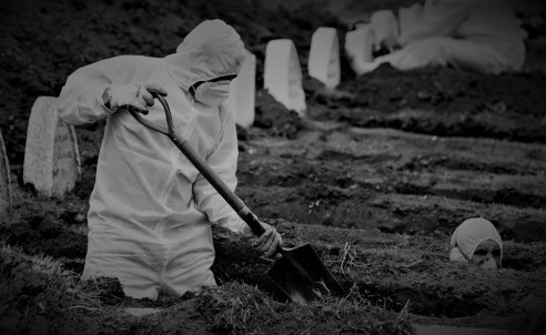 Ecuador podría tener más de 40.000 fallecidos por COVID-19 Reportajes & Investigación